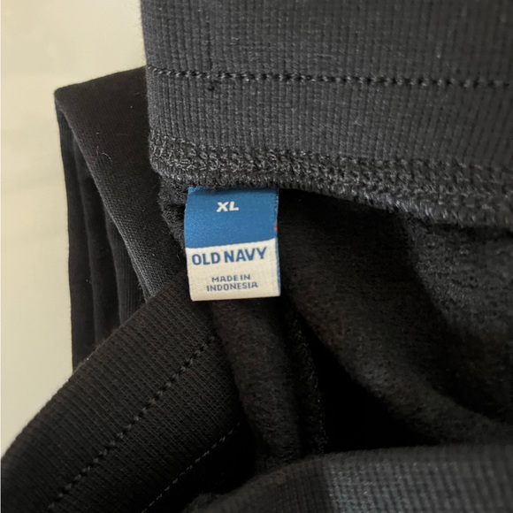 Old Navy Black Joggers - Picture 4 of 5